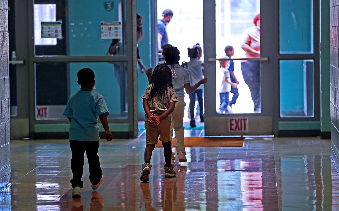 Students at Starms Discovery Learning Center in Milwaukee head out for recess on Aug. 16, 2022. Asthma is the most common disease at Starms, an elementary and middle school located in the 53205 ZIP code. Students at Starms Discovery Learning Center in Milwaukee head out for recess on Aug. 16, 2022. Asthma is the most common diseas