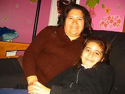Elva Rodríguez comentó orgullosa que le dio pecho a sus dos hijos: Iván, quien ahora tiene 12 años, y Michelle de 9 años, quien 