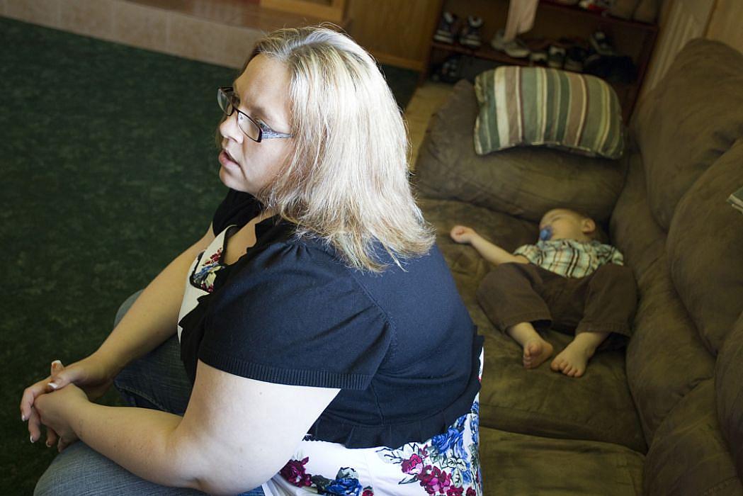 CalWORKS recipient Krystal Castro, with her son Michael, 2, now works at Curry Good Samaritan Center in Brookings. CalWORKS recipient Krystal Castro, with her son Michael, 2, now works at Curry Good Samaritan Center in Brookings.