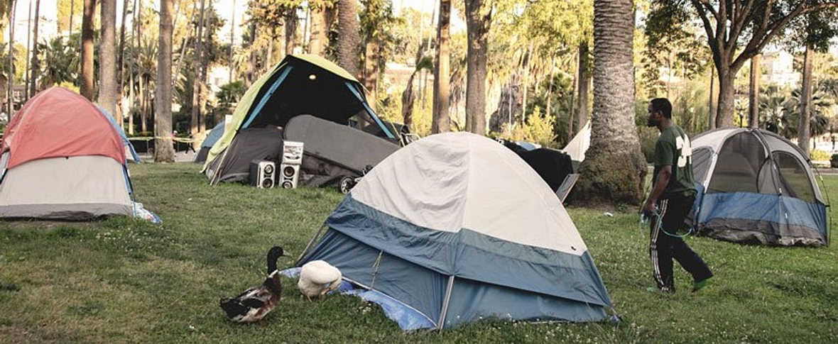 GARY M. KRAMER A homeless encampment at Echo Park Lake during the coronavirus COVID-19 pandemic