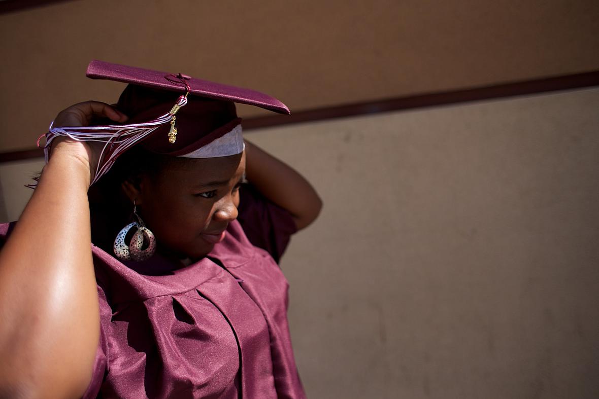 Unyque Jackson gets ready to walk the stage at her graduation. Andrew Nixon/Capital Public Radio