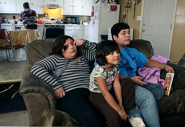 Latino families battling childhood obesity