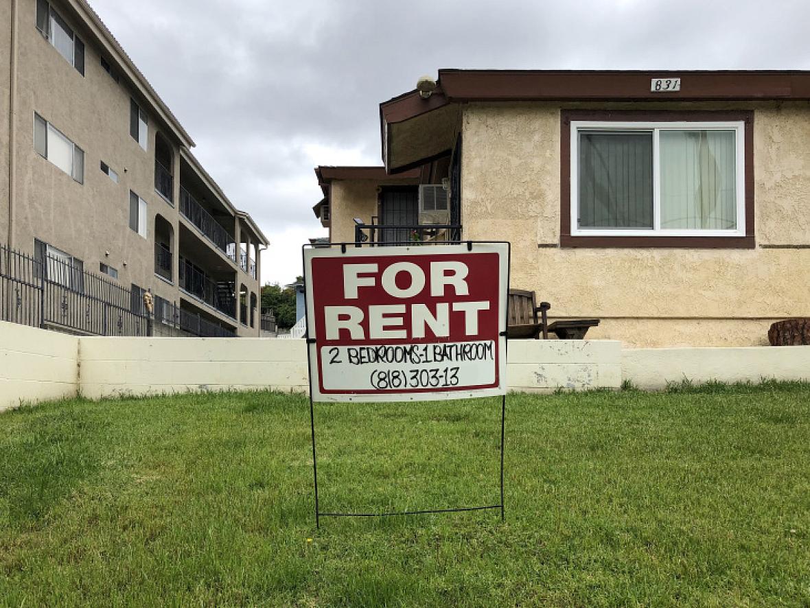 An apartment for rent in Central Los Angeles.