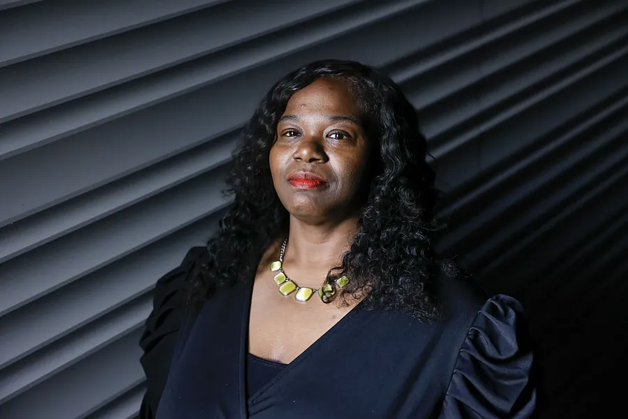 A women wearing black 