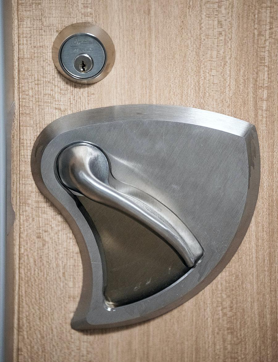 Image of a Door handle