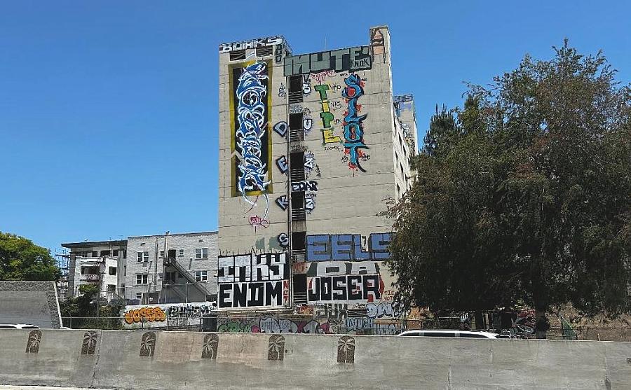 Building with graffiti on it