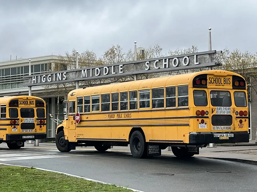 School buses 