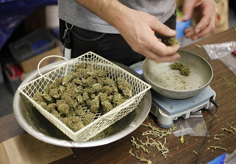 Patients largely rely on anecdotes to choose the type of cannabis they use and how they consume it. | Eric Risberg/AP Photo