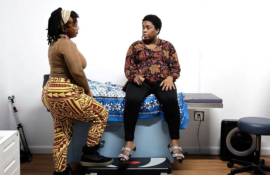 Are midwives and doulas the answer to keeping more Black babies alive ...