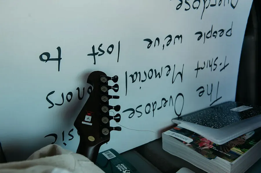 A sign and a guitar