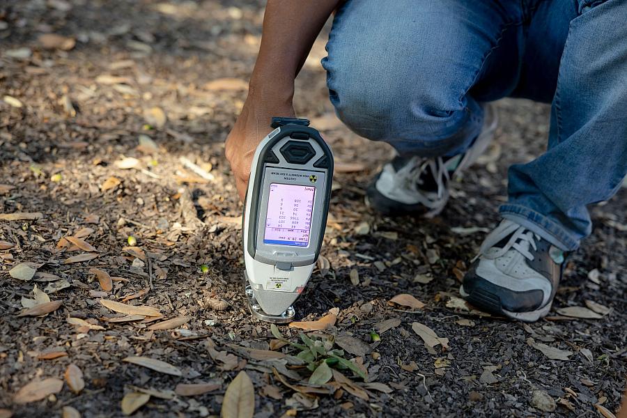 Testing lead in ground