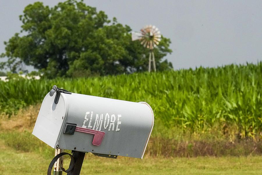 Image of mail box