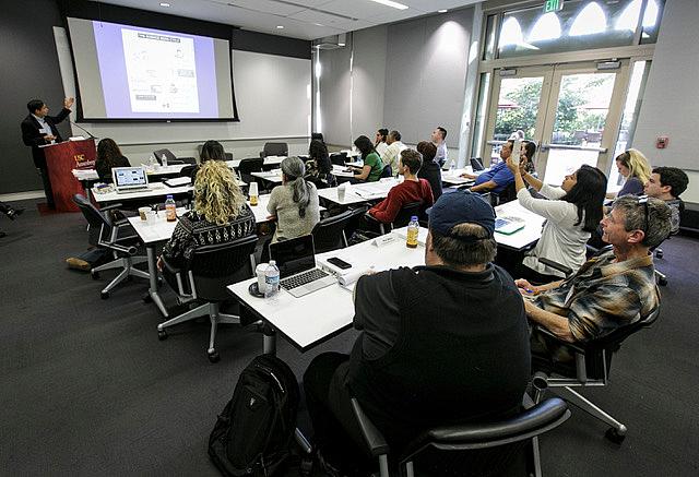 USC Annenberg Awards Fellowships, Health Data Reporting Grants to 16 Journalists 