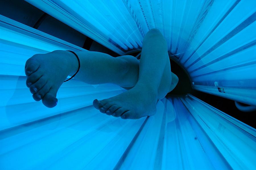 ReportingonHealth, indoor tanning, Bridget Huber, journalism, skin cancer, melanoma, Barbara Feder Ostrov