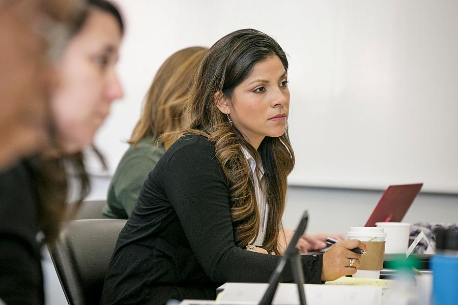 2017 Univision reporter Sandra Cervantes at a Center for Health Journalism Convening 