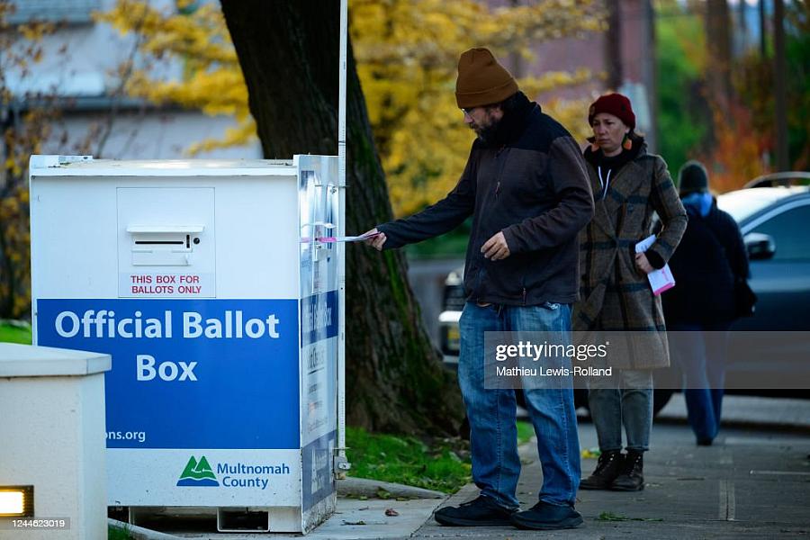 Americans Head To The Polls To Vote In The 2022 Midterm Elections