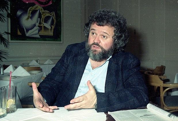 1990 file photo, director of photography Allen Daviau is seen in Los Angeles. Daviau died April 15 in Los Angeles. He was 77. (AP Photo/Julie Markes, File)