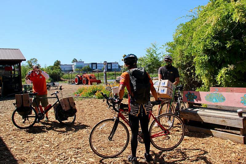 Some cyclists without bike trailers joined the delivery bike trips at the Eastside Connect session on May 1, 2021. Courtesy Silicon Valley Bicycle Coalition.