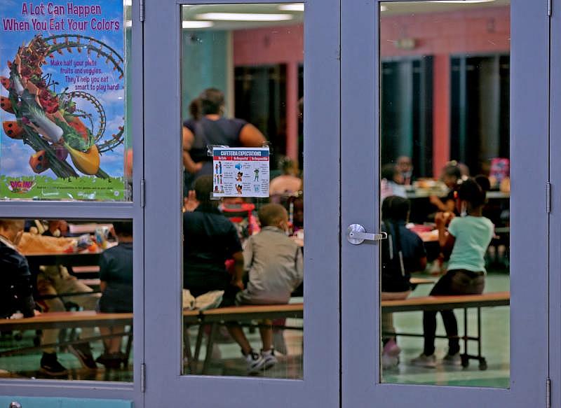 Grades one through three have lunch at Starms Discovery Learning Center. ANGELA PETERSON / MILWAUKEE JOURNAL SENTINEL Grades one through three have lunch at Starms Discovery Learning Center. ANGELA PETERSON / MILWAUKEE JOURNAL SENTINEL
