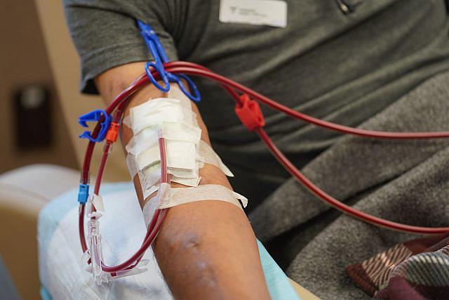 Patients with kidney problems often must spend several hours per day, three days a week, undergoing dialysis. Kidney transplants can save lives and return them to something like normalcy. 
