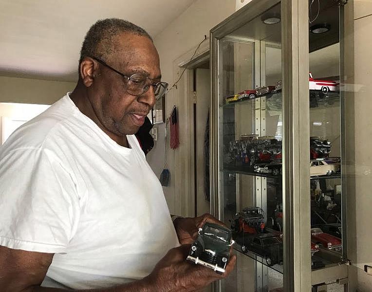 Percy Dickerson, 80, is a Vietnam veteran who has lived in the apartments since 1999. He said the previous owner never made repairs. Since the new owner took over, however, his bathroom has been revamped and several kitchen appliances were installed. TALIS SHELBOURNE/MILWAUKEE JOURNAL SENTINEL Percy Dickerson, 80, is a Vietnam veteran who has lived in the apartments since 1999. He said the previous owner never made repairs. Since the new owner took over, however, his bathroom has been revamped and several kitchen appliances were installed. TALIS SHELBOURNE/MILWAUKEE JOURNAL SENTINEL