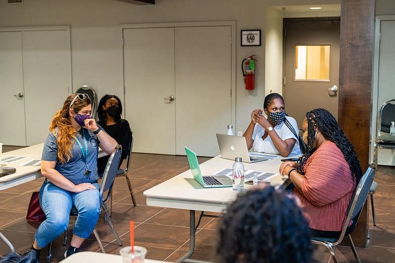 LaKala Williams (second to right), attends a class with the Tulsa Birth Equity Initiative in August 2021. CHRISTOPHER CREESE/For The Frontier LaKala Williams (second to right), attends a class with the Tulsa Birth Equity Initiative in August 2021. CHRISTOPHER CREESE/For The Frontier