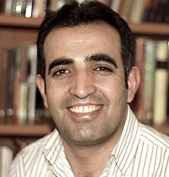 Dr. Mazhar Adli Dr. Mazhar Adli