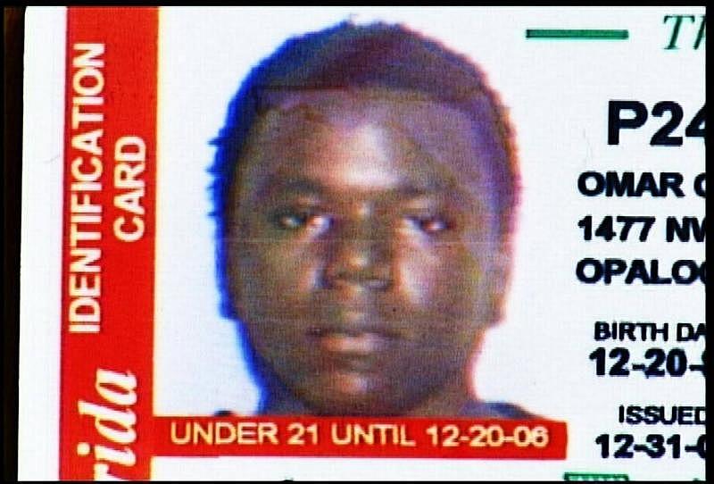 Omar Paisley begged officers and nurses at the Miami-Dade juvenile lockup to let him see a doctor as his belly filled with poisons from a ruptured appendix. They believed he was faking his pain. By the time officers began to transport him to Jackson Memorial Hospital on June 9, 2003, he was dead. Miami Herald file photo