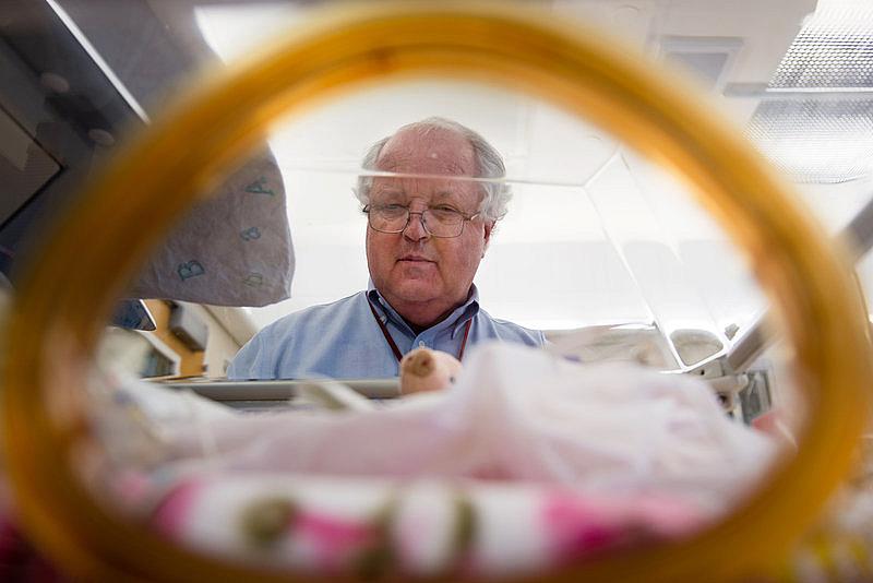 When Dr. William Benitz first came to Packard Children's neonatal intensive care unit in 1973, doctors relied on their own judgment in deciding how aggressively to treat a newborn's severe illness, he says. Often they didn't even notify parents until they had taken action. Heidi de Marco/Kaiser Health News