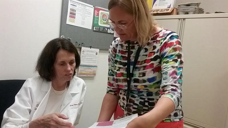 Dr. Anne Peters, left, with her research coordinator, Valerie Ruelas, at the diabetes clinic Peters founded at the Roybal Health Center in East Los Angeles. 