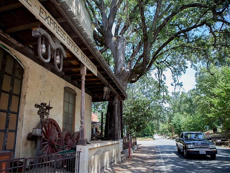 “There are many little roads in Amador County that have a lonely person at the end of them,” said Ursula Tocher, a volunteer senior visitor who drives all over to find the county's most isolated people and keep them company.