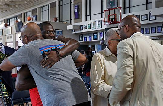 Men participating in "Real Talk" discuss issues such as being better fathers, husbands and mentors. (Photo: Angela Peterson/Milwaukee Journal Sentinel)