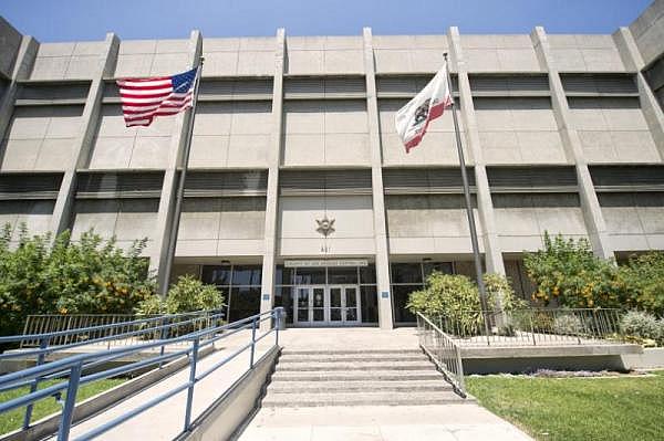 The Men’s Central Jail in downtown Los Angeles is going to be torn down and replaced by a new facility to treat mentally ill inmates. (Photo by Hans Gutknecht, Los Angeles Daily News/SCNG)