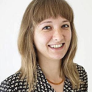 Jessica Glenza headshot.