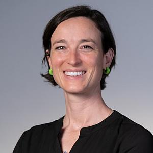 Rae Ellen Bichell headshot.