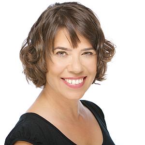 Usha McFarling headshot.