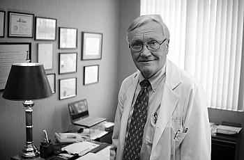 Dr. David Agnew is a nationally recognized pain specialist and neurologist. “I frequently prescribe medication to my patients, b