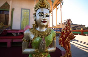 A statue of an Apsara, or female celestial figure featured prominently in Cambodian mythology. Captured at the Cambodian Buddhis