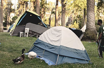 GARY M. KRAMER A homeless encampment at Echo Park Lake during the coronavirus COVID-19 pandemic