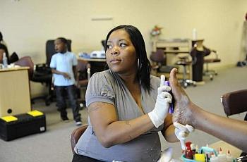 Karen Bouffard’s story on Detroit's high maternal death rate featured Kanitra Patterson, who developed a potentially fatal heart condition while pregnant. (Photo by David Coates / The Detroit News)
