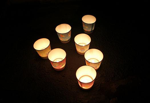 Candlelight vigil for Navy Yard shooting victims