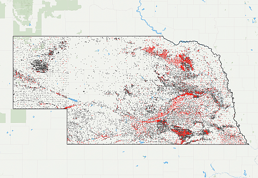 A map of Nebraska wells. Those marked red are above the EPA drinking water limit for nitrate.
