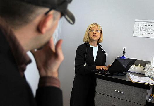 How some docs are rewriting the script when talking to patients about opioid addiction