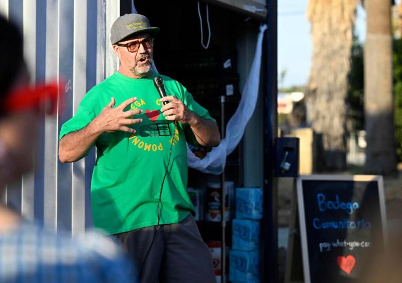 Stephen Yorba, Executive Director of Lopez Urban Farms, speaks to those gathered during the launch of the daily farmers market, Bodega Comunitaria, at the Lopez Urban Farm in Pomona on Wednesday, Aug. 17, 2022. (Photo by Will Lester, Inland Valley Daily Bulletin/SCNG)