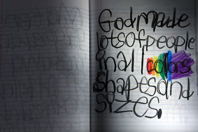 A note written by Zach, who often colored in the ER. (Matt McClain/The Washington Post)