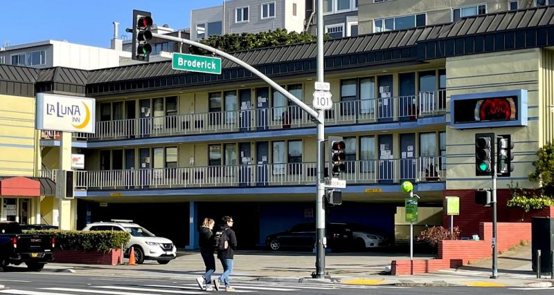 Urban Alchemy has staffed La Luna Inn on Lombard Street since September 2020. It is the only contract from the city's homeless department that the nonprofit won in a bidding process, according to data from the city controller. (Photo by the author)