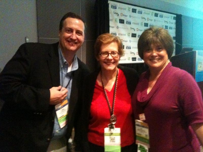 Registered nurses Jamie Davis, Terri Pollick and Kim McAllister discuss blogging and steering clear of HIPAA violations. (Photo by Angilee Shah)